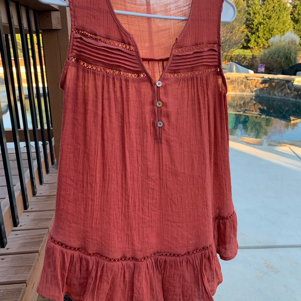 Burnt orange flowy tank top